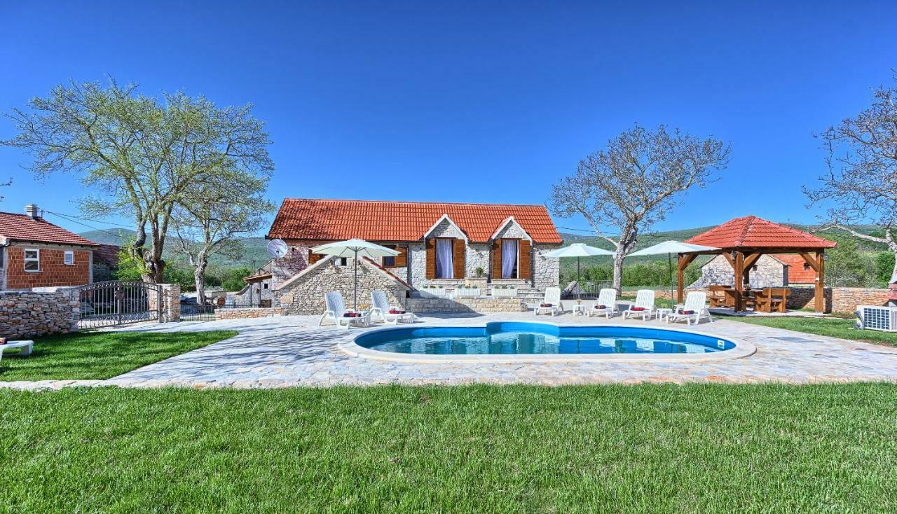 Dalmatia Stone House - Heated Pool Guest House Biorine Bagian luar foto