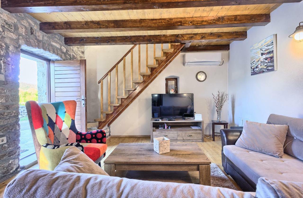 Dalmatia Stone House - Heated Pool Guest House Biorine Bagian luar foto