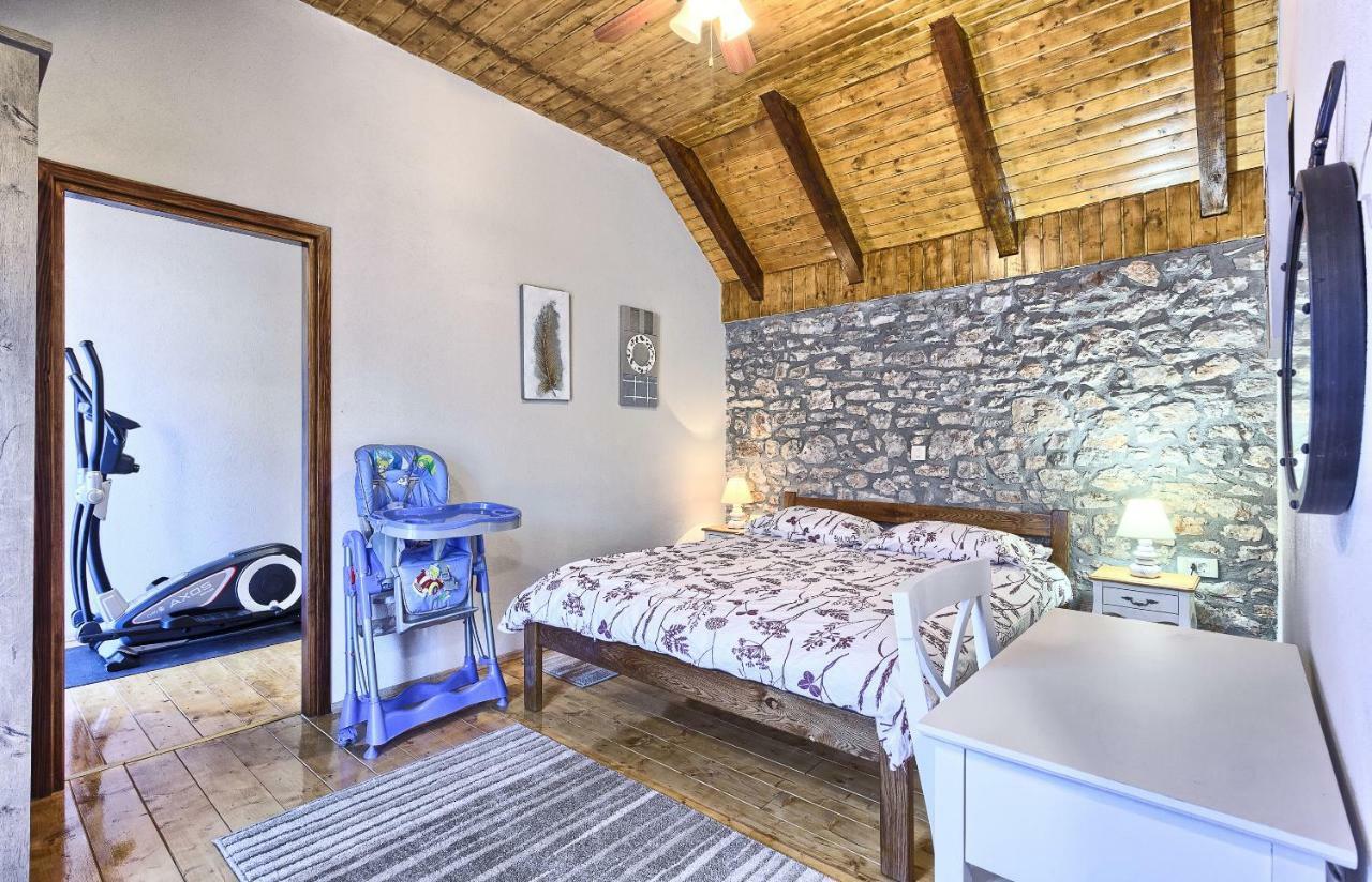 Dalmatia Stone House - Heated Pool Guest House Biorine Bagian luar foto