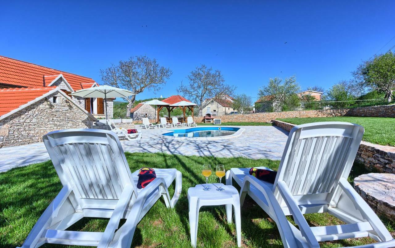 Dalmatia Stone House - Heated Pool Guest House Biorine Bagian luar foto