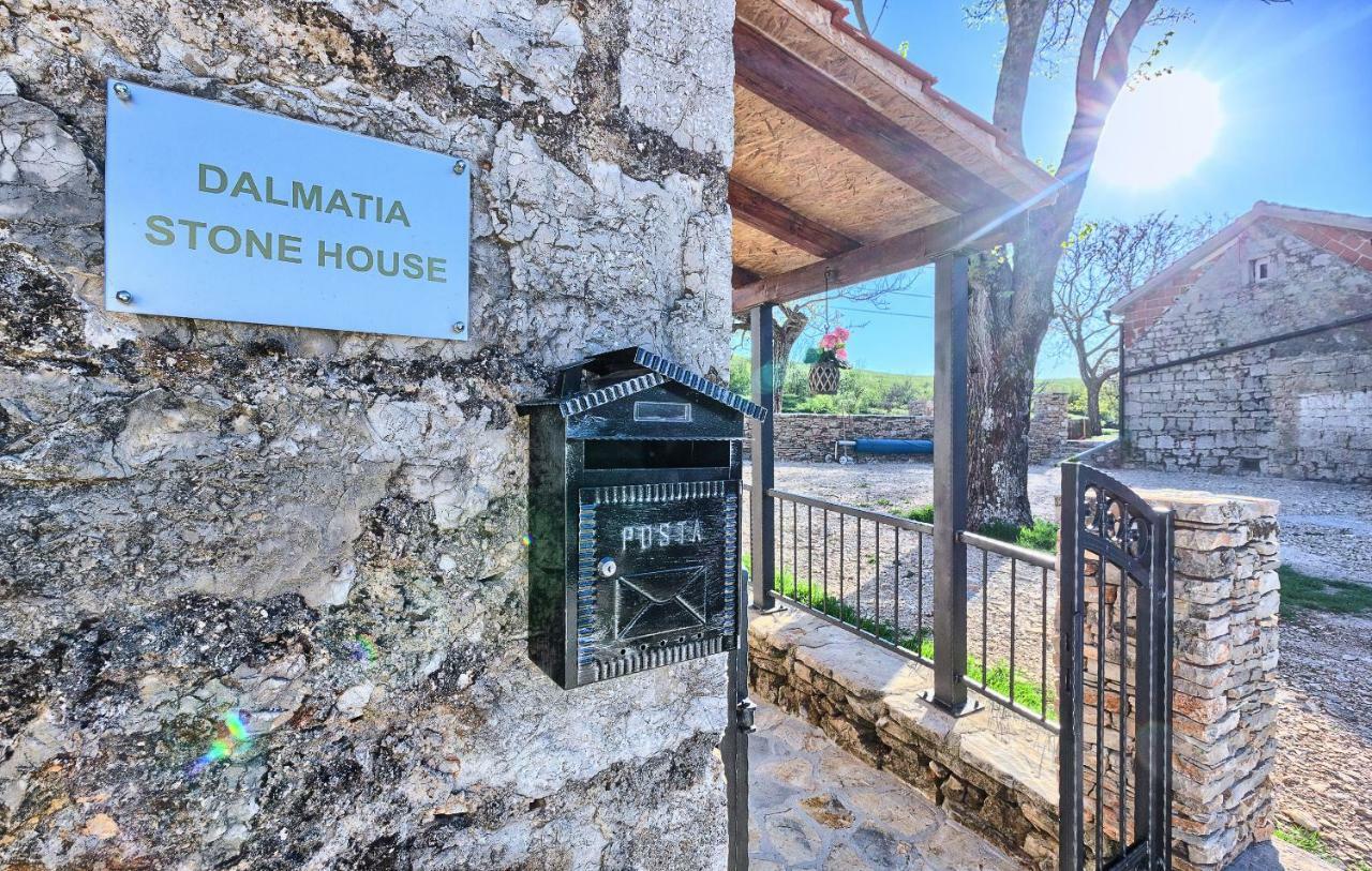 Dalmatia Stone House - Heated Pool Guest House Biorine Bagian luar foto