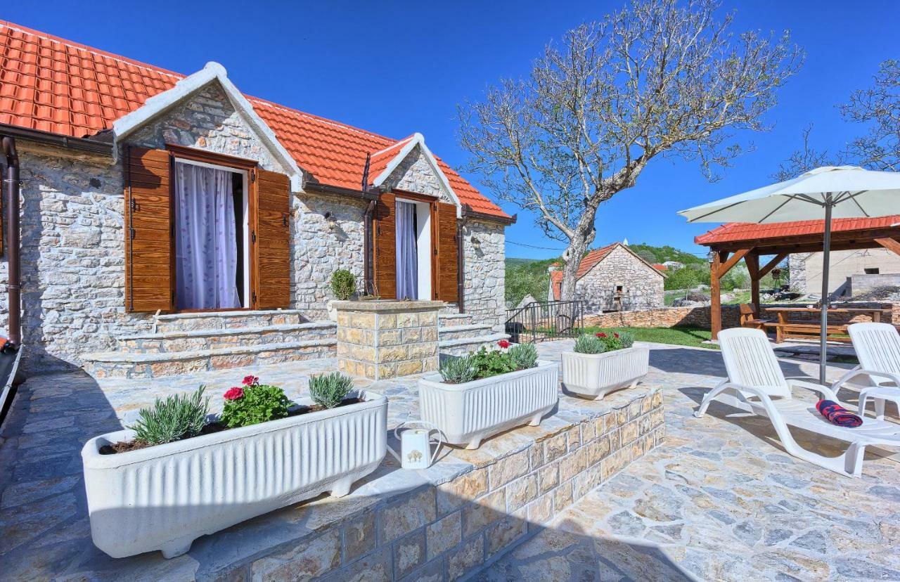 Dalmatia Stone House - Heated Pool Guest House Biorine Bagian luar foto